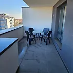 Apartment Deluxe 3 *