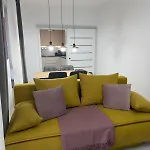 Deluxe 3 Apartment *