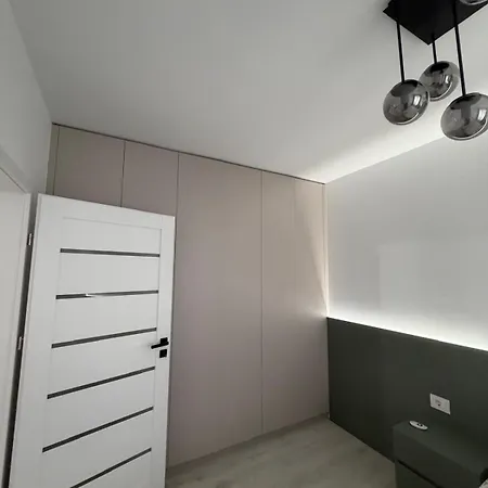 Deluxe 3 * Τιμισοάρα